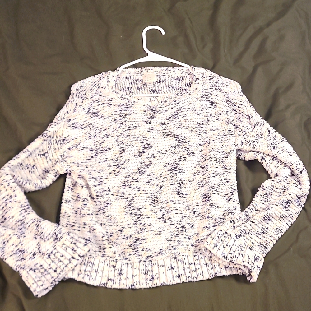 White and Black Knitted Sweater